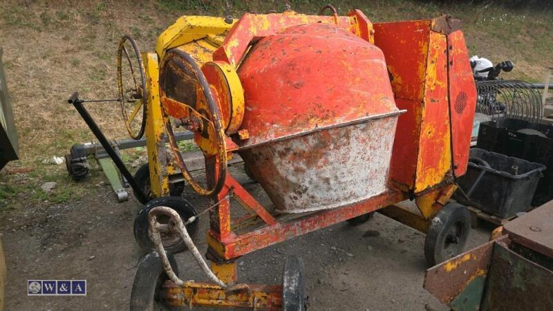 BENFORD C12 diesel concrete mixer c/w Lister engine (s/n 8000361)