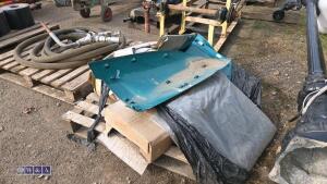 Pallet of truck parts - 3