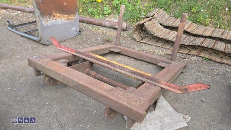 Bag lifter (to suit Bobcat or Manitou telehandler, 2400kg capacity)