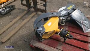 Hydraulic log grab - 3