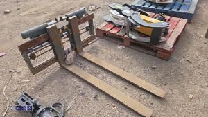 Forklift tines - 2