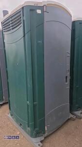 Portable toilet