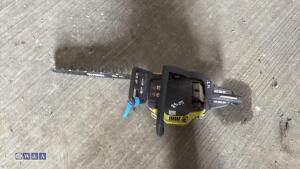 RYOBI 18'' petrol chainsaw (30) - 3