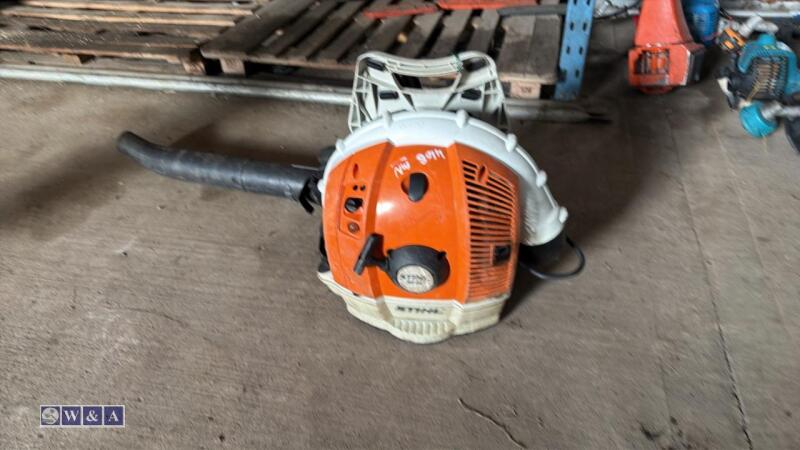 STIHL BR600 petrol backpack blower (8381X1)