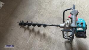 MAKITA BBA520 petrol post hole borer c/w auger flight