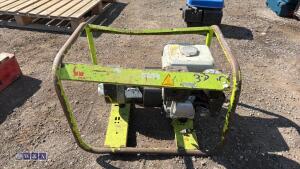 PRAMAC petrol dual volt generator - 3