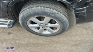 2007 TOYOTA RAV4 XTR D-4D turbo 6-speed manual diesel 4x4 (FX07 VST)(V5C new keeper slip in office) - 11
