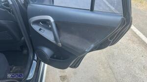 2007 TOYOTA RAV4 XTR D-4D turbo 6-speed manual diesel 4x4 (FX07 VST)(V5C new keeper slip in office) - 22