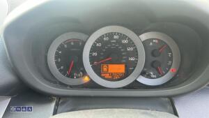 2007 TOYOTA RAV4 XTR D-4D turbo 6-speed manual diesel 4x4 (FX07 VST)(V5C new keeper slip in office) - 29