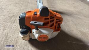 STIHL FS410 petrol strimmer (8381A3140) - 4