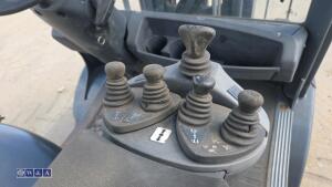 2012 LINDE H35T gas forklift (s/n H2X393C03139) with duplex mast & side-shift - 20