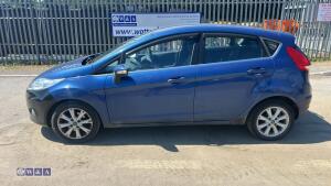 2009 FORD FIESTA ZETEC 5-speed manual petrol 5-door hatchback car (YH59 BND) - 2