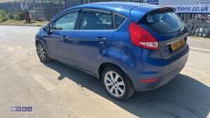 2009 FORD FIESTA ZETEC 5-speed manual petrol 5-door hatchback car (YH59 BND) - 3