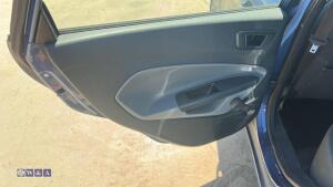 2009 FORD FIESTA ZETEC 5-speed manual petrol 5-door hatchback car (YH59 BND) - 13