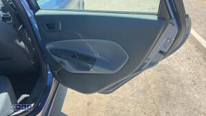 2009 FORD FIESTA ZETEC 5-speed manual petrol 5-door hatchback car (YH59 BND) - 16