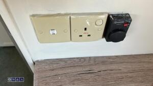 FIAT 2.5TDI AUTO TRAIL MOHICAN 4 birth motorhome, TV, passenger swivel seat, full rear bathroom, tow bar, FIAMMA F50 awning (P737 VFC)(MoT 6th August 2026) - 26