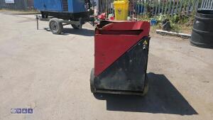 PRAMAC P6000 6kva diesel dual volt generator - 4