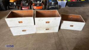 5 x timber drawers