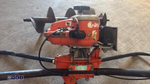 STIHL BT360 2-man post hole borer c/w 10'' auger flight - 6