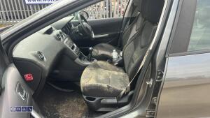 2011 PEUGEOT 308 SPORT 5-speed manual petrol 5-door hatchback car (RO11 WCZ) - 16