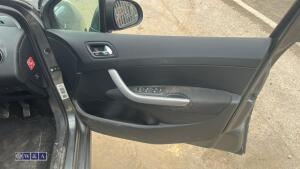 2011 PEUGEOT 308 SPORT 5-speed manual petrol 5-door hatchback car (RO11 WCZ) - 24