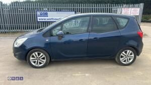 2011 VAUXHALL MERIVA EXCLUSIV CDTI 6-speed manual diesel car (BF61 UHC)(V5 in office) - 2