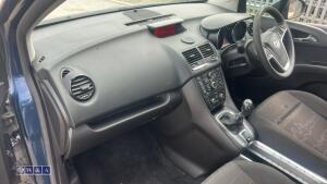 2011 VAUXHALL MERIVA EXCLUSIV CDTI 6-speed manual diesel car (BF61 UHC)(V5 in office) - 34
