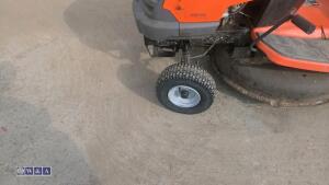2010 HUSQVARNA CTH126 ride on mower - 9