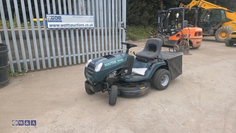 HAYTER HERITAGE 13/30M 30'' lawn tractor c/w collection box (manuals in office)
