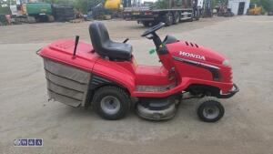 2008 HONDA HM2315 HME 36'' cut lawn tractor c/w collection box (s/n 8900263) - 6