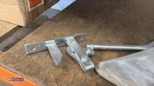 3 x field gate catches - 2
