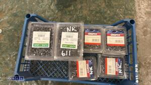 Tray of 25KS boxes ring nails