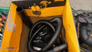 DEWALT DXV20PF 240v vacuum c/w accessories - 3
