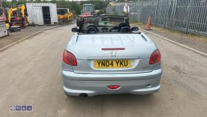 2004 PEUGEOT 206 CC 5-speed manual petrol convertible coupe car (YN04 YKU)(MoT 31st January 2027)(V5, MoT & other history in office) - 4