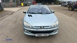 2004 PEUGEOT 206 CC 5-speed manual petrol convertible coupe car (YN04 YKU)(MoT 31st January 2027)(V5, MoT & other history in office) - 10