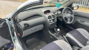 2004 PEUGEOT 206 CC 5-speed manual petrol convertible coupe car (YN04 YKU)(MoT 31st January 2027)(V5, MoT & other history in office) - 21