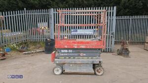 2013 SKYJACK SJ111 3219 battery driven scissor lift (s/n 22049445) - 9