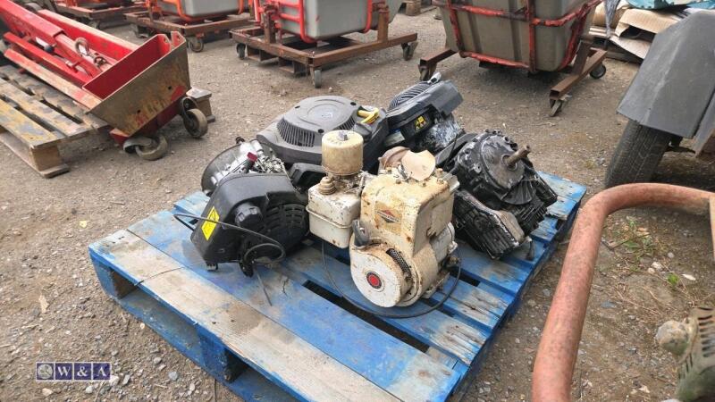 Quantity of mower engines