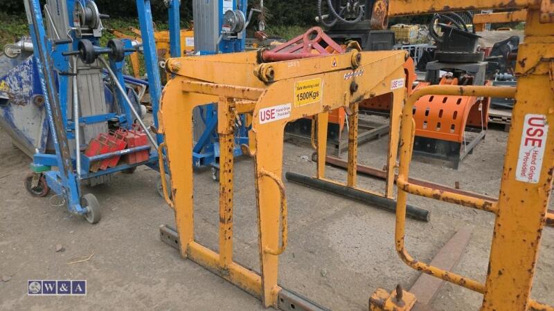 SCANLIFT 1500kg block grab