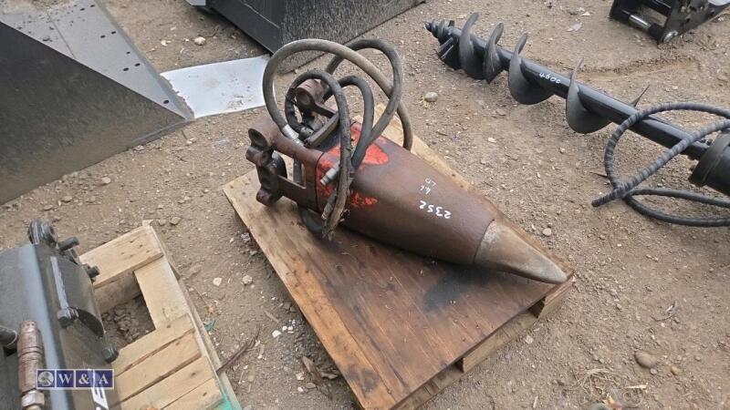 SANVICK BR108 hydraulic breaker (35mm pins) (s/n 8180636)
