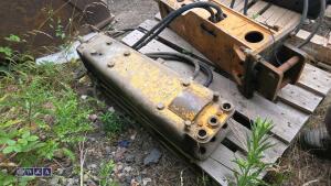 Hydraulic machine breaker c/w lines (30mm pins) - 2
