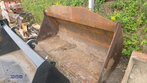 JCB 97'' front loader bucket - 2