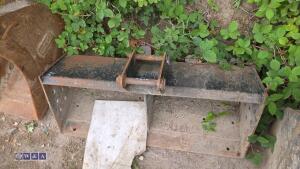 4ft ditching bucket (to suit JCB 2CX / 3CX) (35mm pins) - 3