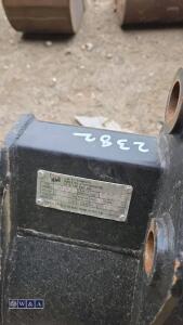 JCB 19'' digging bucket (30mm pins) (unused) - 3