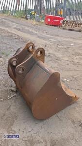 3ft digging bucket (60mm pins) - 3