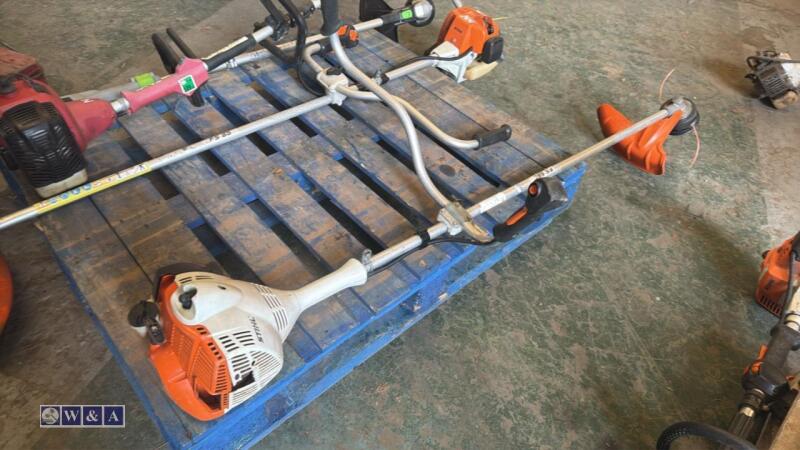 STIHL FS56C petrol strimmer