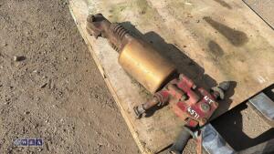 Pneumatic breaker - 4