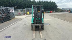 MITSUBISHI FD15 1.5t diesel driven forklift truck (s/n 50889) with triple mast & side-shift - 8
