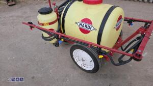 HARDI towable push pull petrol powered boom sprayer c/w Briggs & Stratton engine - 14