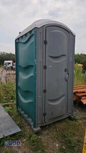 Portable toilet